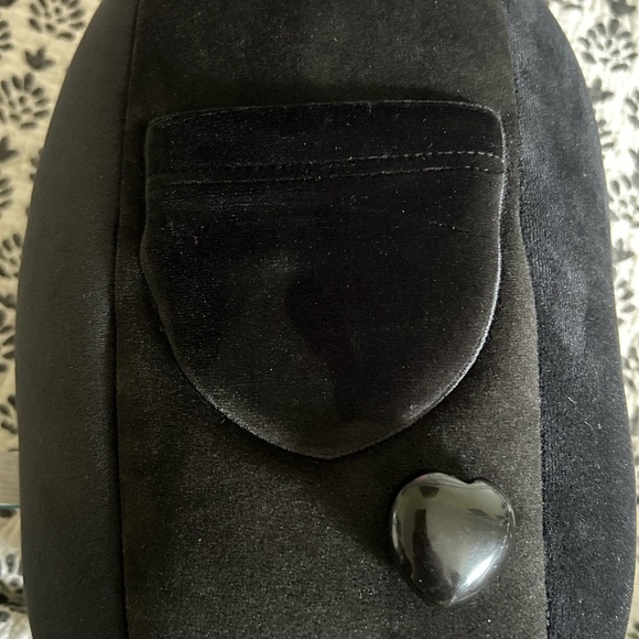 Obie Obsidian Crystal Plushie - Picture 2 of 2